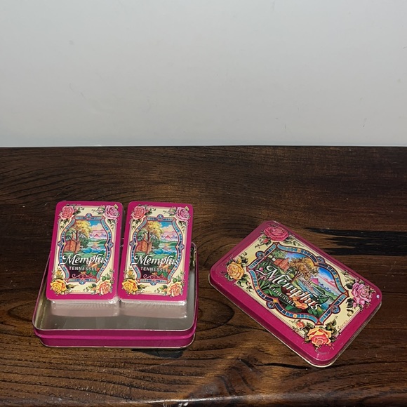 Vintage Memphis Playing Cards in Collectible Souvenir Tin (2 Packs) - Picture 5 of 9